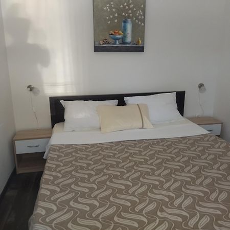 Apartment Tuja Jadrtovac 外观 照片