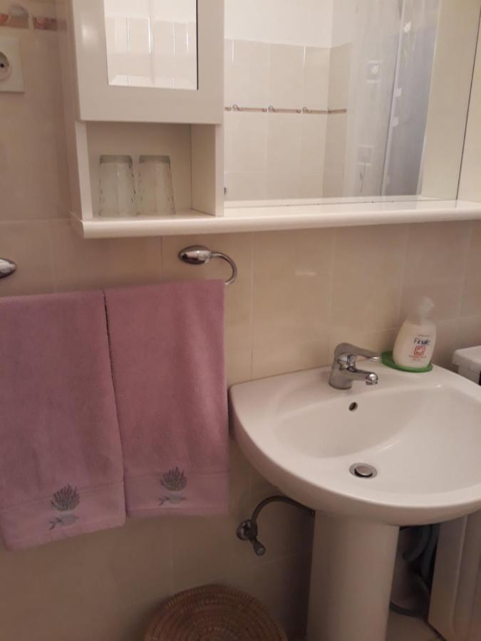Apartment Tuja Jadrtovac 外观 照片