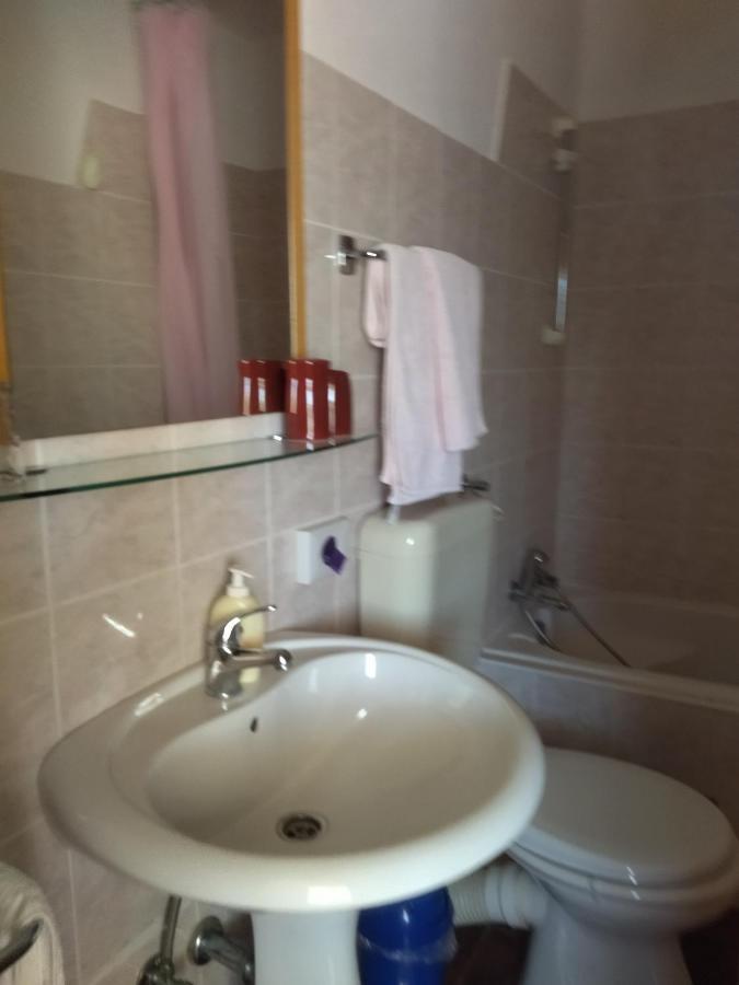 Apartment Tuja Jadrtovac 外观 照片