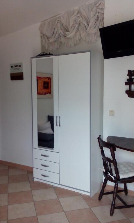Apartment Tuja Jadrtovac 客房 照片